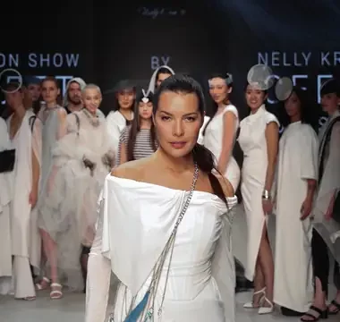 Показ Nelly Kruk